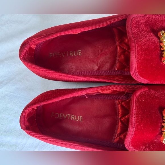 FOEVTRUE Men\'s Red Velvet Loafers  Size 44 (US 10.5-11) Luxury Gold Crest Tuxedo main image 5